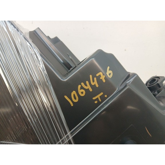 Recambio de faro izquierdo para seat leon (1p1) referencia OEM IAM 5P1941005E  11854361