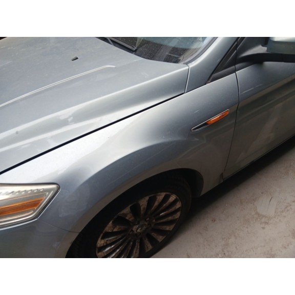 Recambio de aleta delantera izquierda para ford mondeo iv (ba7) 2.0 tdci referencia OEM IAM 1702314  