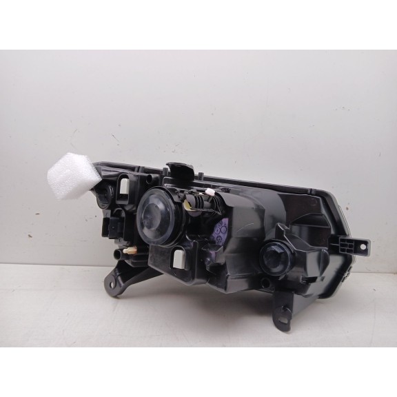 Recambio de faro izquierdo para dacia sandero ii 1.5 dci referencia OEM IAM 260601236r  11250121
