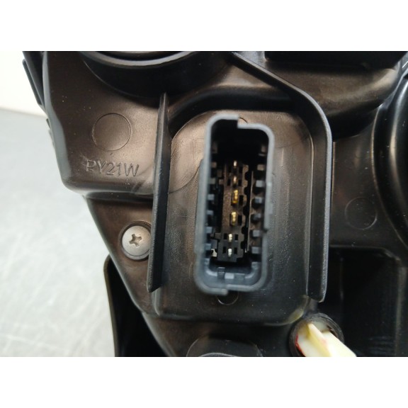 Recambio de faro izquierdo para dacia sandero ii 1.5 dci referencia OEM IAM 260601236r  11250121