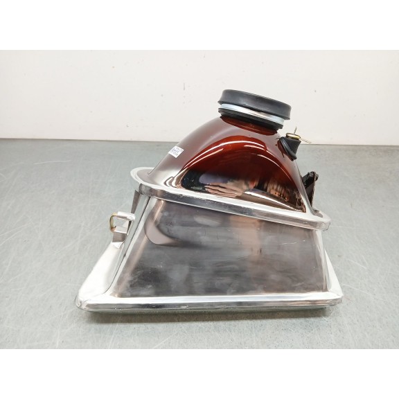 Recambio de faro derecho para peugeot 205 berlina 1.1 referencia OEM IAM 6205a4 11540522 