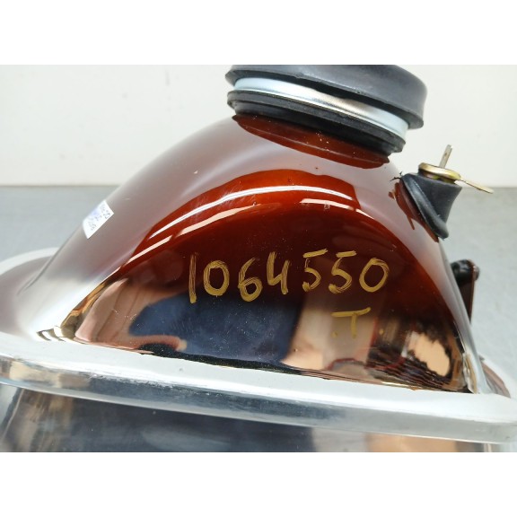 Recambio de faro derecho para peugeot 205 berlina 1.1 referencia OEM IAM 6205a4 11540522 