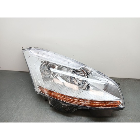 Recambio de faro derecho para citroën c4 picasso referencia OEM IAM 6206A8  11228006