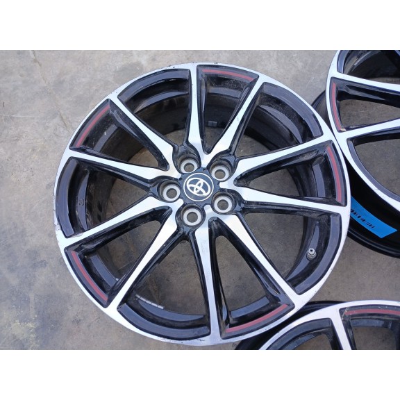 Recambio de juego llantas para toyota yaris (_p21_, _pa1_, _ph1_) 1.5 hybrid (mxph11) referencia OEM IAM 7JX18 ET51 X4 42611ODM9