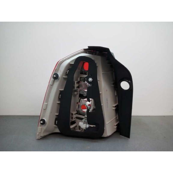 Recambio de piloto trasero derecho para opel zafira b referencia OEM IAM 1222363  16536732