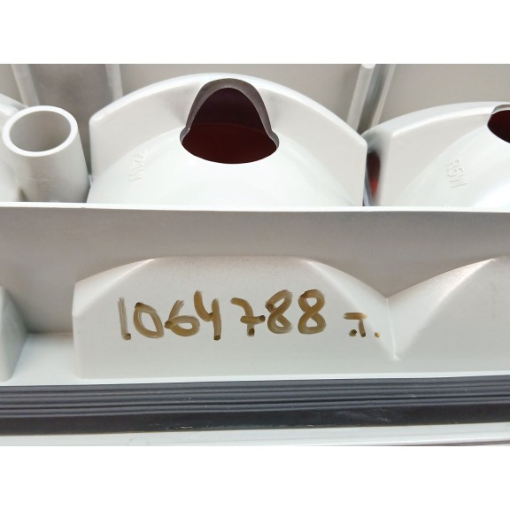 Recambio de piloto trasero derecho para iveco daily combi referencia OEM IAM 98472979  16421132