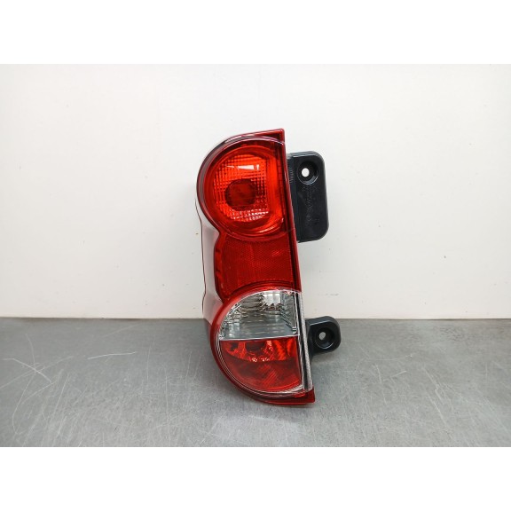 Recambio de piloto trasero izquierdo para nissan nv 200 (m20) referencia OEM IAM 26555BJ00A  16231541