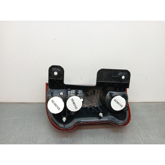 Recambio de piloto trasero izquierdo para nissan nv 200 (m20) referencia OEM IAM 26555BJ00A  16231541