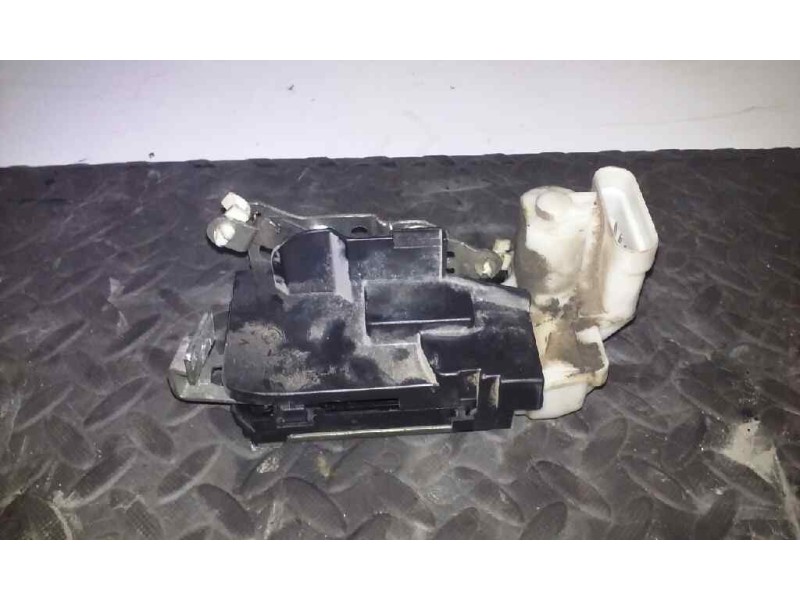 Recambio de cerradura puerta trasera derecha para fiat punto berlina (188) 1.2 8v referencia OEM IAM   