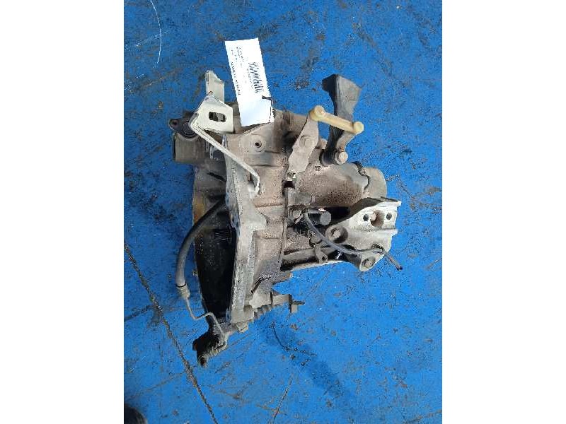 Recambio de caja cambios para citroën c3 1.4 furio referencia OEM IAM 20CQ13  5V