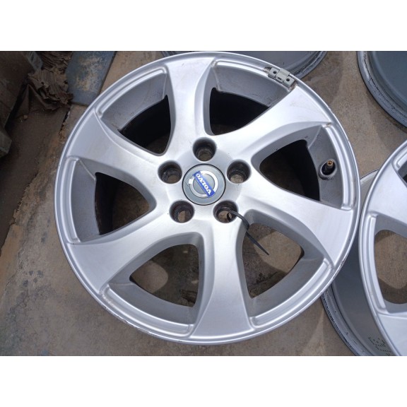 Recambio de juego llantas para volvo v40 hatchback (525) d2 referencia OEM IAM 7JX16 ET50 X4 31317058