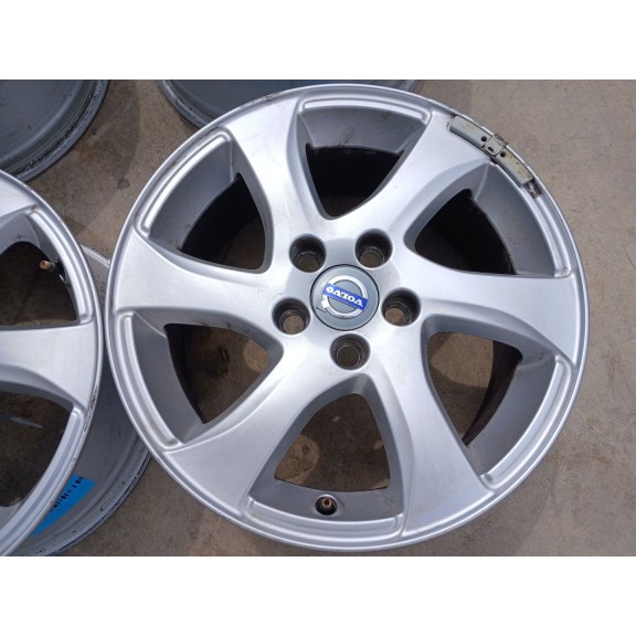 Recambio de juego llantas para volvo v40 hatchback (525) d2 referencia OEM IAM 7JX16 ET50 X4 31317058