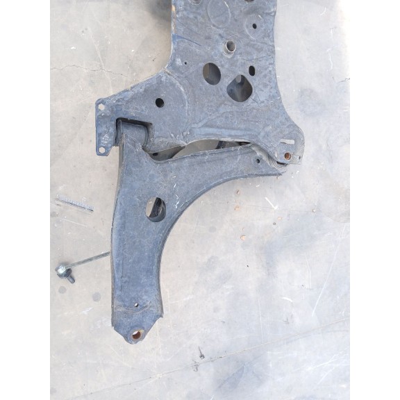 Recambio de puente delantero para ford transit courier 1.0 ecoboost cat referencia OEM IAM 46085A  