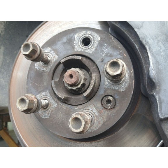 Recambio de mangueta delantera derecha para porsche cayenne (9pa) turbo s 4.5 referencia OEM IAM   