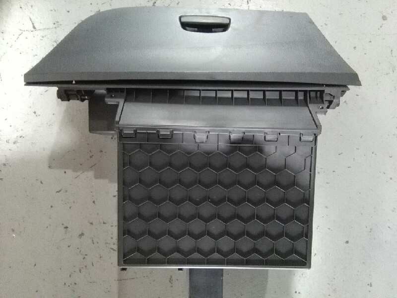 Recambio de guantera para seat ibiza (6j5) reference tech referencia OEM IAM   