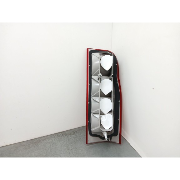 Recambio de piloto trasero izquierdo para ford transit caja cerrada ´06 referencia OEM IAM 1435881  16313431