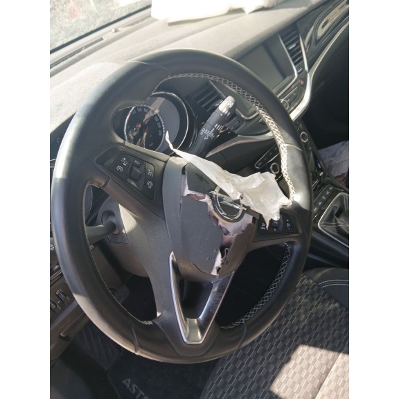 Recambio de volante para opel astra k (b16) 1.4 turbo (68) referencia OEM IAM   