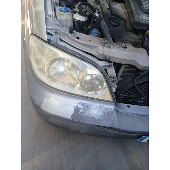 Recambio de faro derecho para kia carnival ii (gq) 2.9 crdi referencia OEM IAM   
