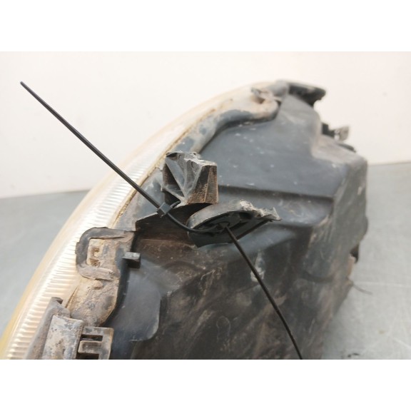 Recambio de faro izquierdo para nissan micra iii (k12) 1.2 16v referencia OEM IAM 26060AX700  