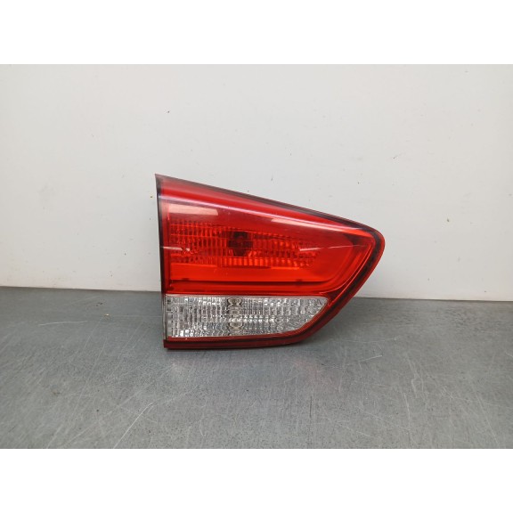 Recambio de piloto trasero izquierdo interior para kia carens iv 1.7 crdi referencia OEM IAM 92403A4010  