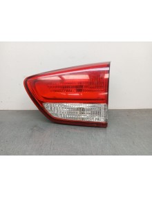 Recambio de piloto trasero derecho interior para kia carens iv 1.7 crdi referencia OEM IAM 92404A4010  