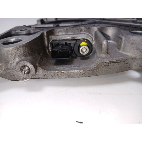 Recambio de tapa distribucion para bmw x1 (e84) xdrive 18d referencia OEM IAM   