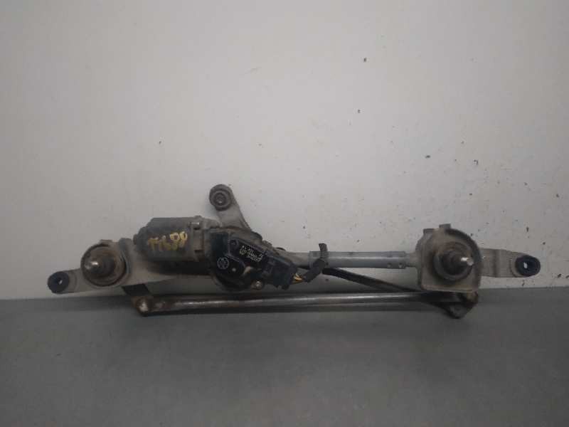 Recambio de motor limpia delantero para opel insignia berlina expression referencia OEM IAM 13227392 4 CABLES 