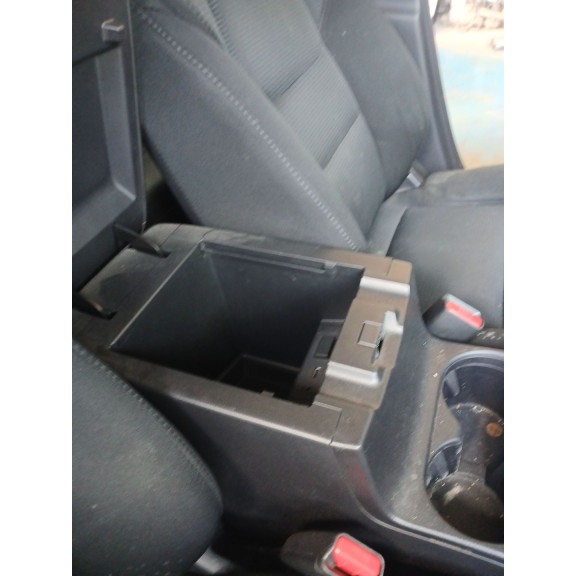 Recambio de apoyabrazos central para mazda cx-5 (kf) 2.0 referencia OEM IAM   