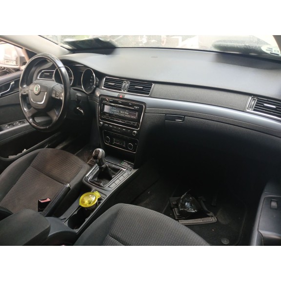 skoda superb ii (3t4) del año 2011