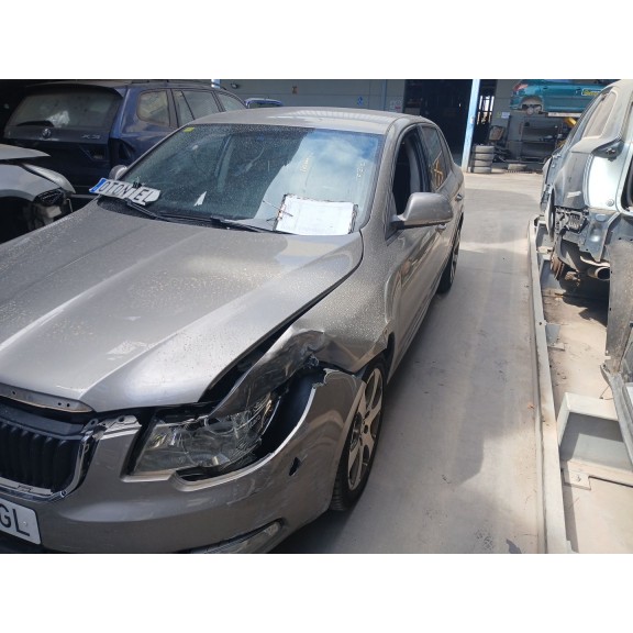 skoda superb ii (3t4) del año 2011