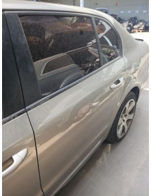 Recambio de puerta trasera izquierda para skoda superb ii (3t4) 2.0 tdi 16v referencia OEM IAM 3t5833055   2