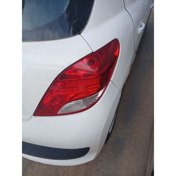 Recambio de piloto trasero derecho para peugeot 207/207+ (wa_, wc_) 1.4 hdi referencia OEM IAM   