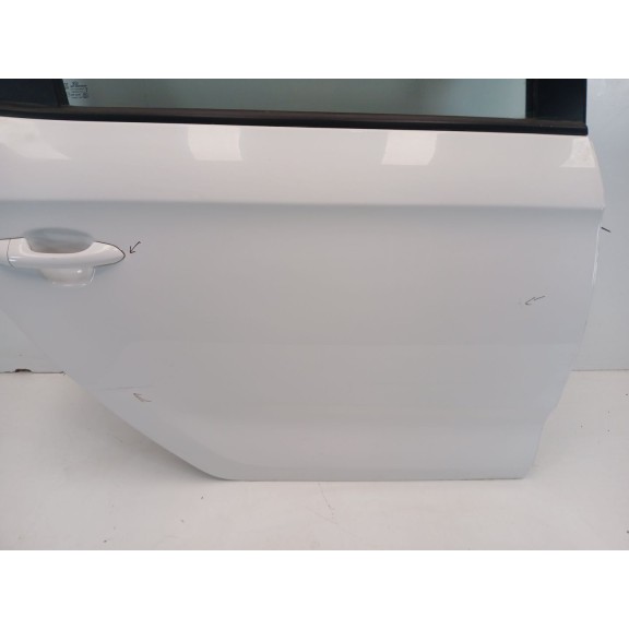 Recambio de puerta trasera derecha para kia carens iv 1.7 crdi referencia OEM IAM 77004A4000  