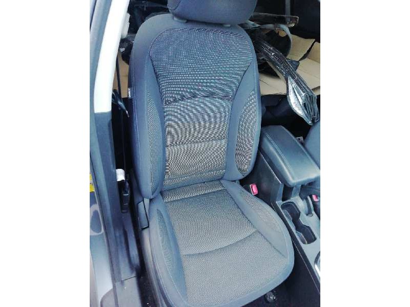Recambio de asiento delantero derecho para ssangyong tivoli referencia OEM IAM   