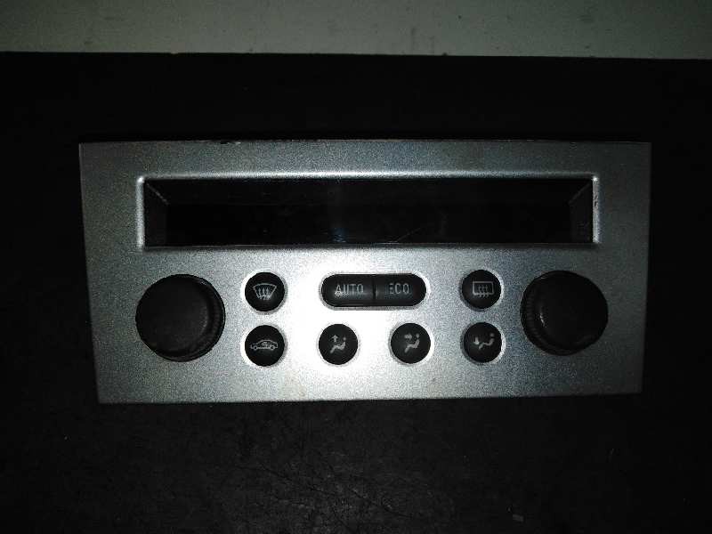 Recambio de mando climatizador para opel meriva cosmo referencia OEM IAM 013132388  