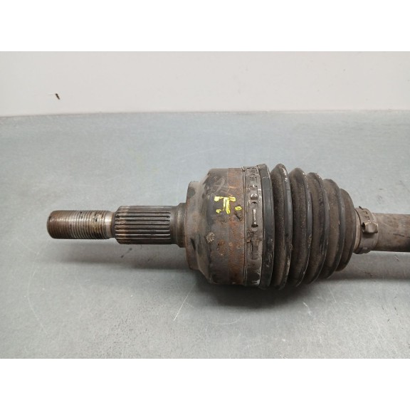 Recambio de transmision delantera izquierda para jeep commander 3.0 crd cat referencia OEM IAM p52104701ab  