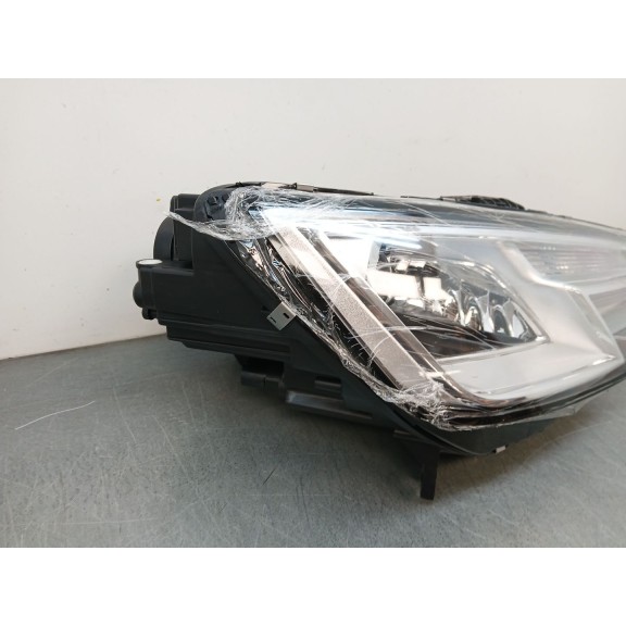Recambio de faro derecho para audi a4 b9 (8w2, 8wc) 2.0 tfsi referencia OEM IAM 8W0941044  11025402