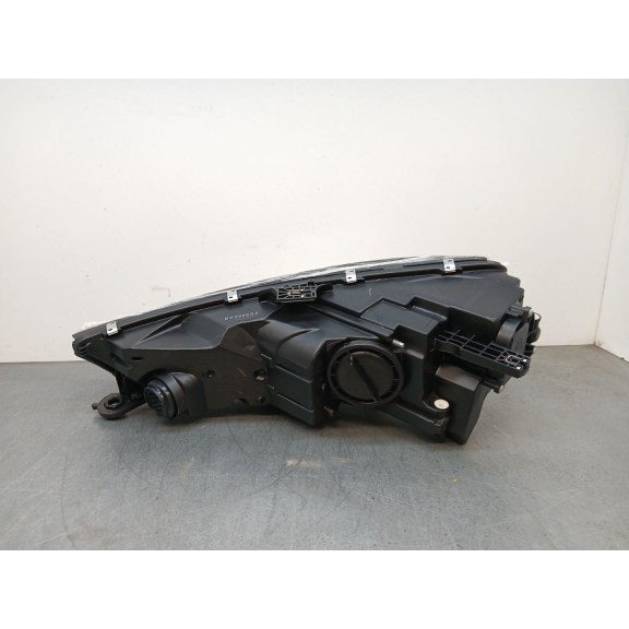 Recambio de faro derecho para audi a4 b9 (8w2, 8wc) 2.0 tfsi referencia OEM IAM 8W0941044  11025402
