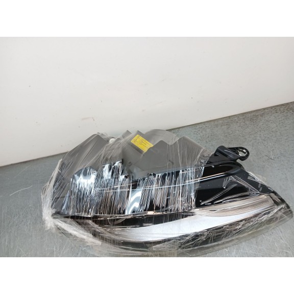 Recambio de faro derecho para audi a5 sportback (8ta) 2.0 tdi referencia OEM IAM 8T0941030AK  11121012