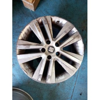 Recambio de juego llantas para seat leon st (5f8) x-perience 4drive referencia OEM IAM 5F0601025M X4 17