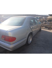 mercedes-benz clase e (w210) del año 1998