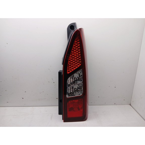 Recambio de piloto trasero derecho para citroën berlingo station wagon referencia OEM IAM 9677205080  