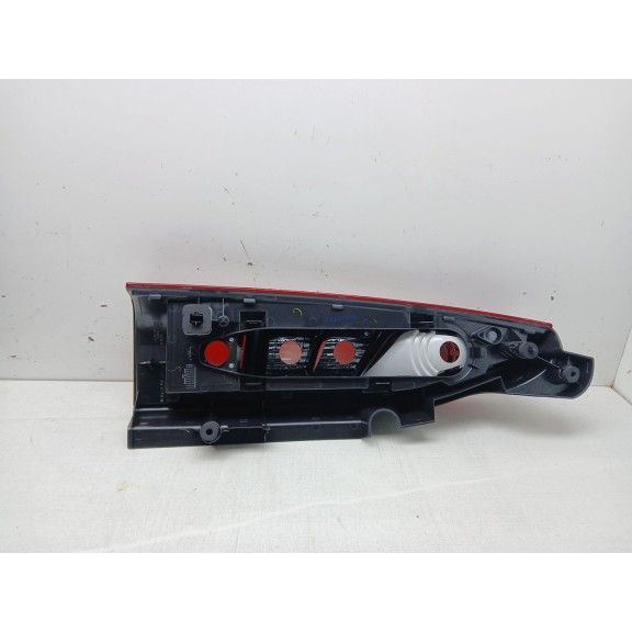 Recambio de piloto trasero derecho para citroën berlingo station wagon referencia OEM IAM 9677205080  