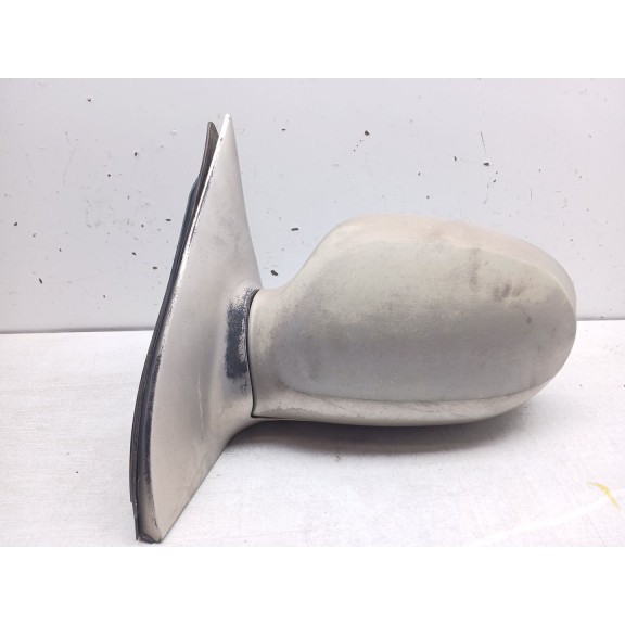 Recambio de retrovisor izquierdo para kia carnival ii (gq) 2.9 crdi referencia OEM IAM   