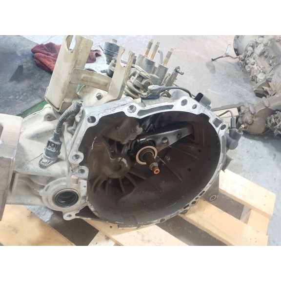 Recambio de caja cambios para kia carnival ii (gq) 2.9 crdi referencia OEM IAM 041105934  