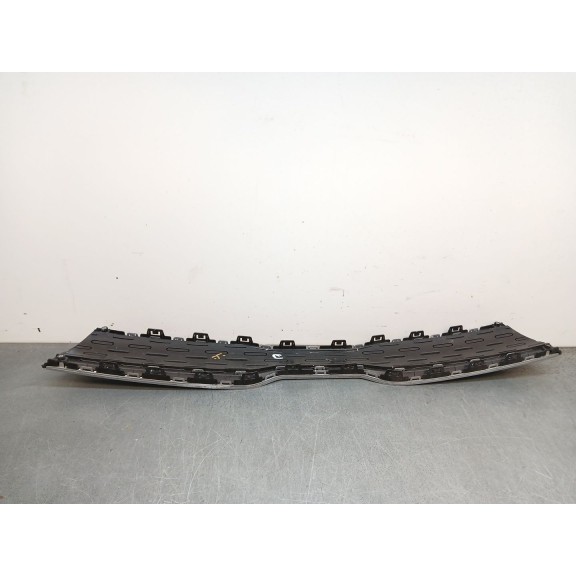 Recambio de rejilla paragolpes delantero para kia picanto iii (ja) 1.2 referencia OEM IAM 86351G6000  