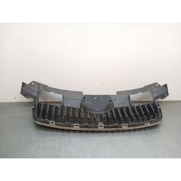 Recambio de rejilla paragolpes delantero para skoda fabia ii (542) 1.2 referencia OEM IAM 5J0853668A  