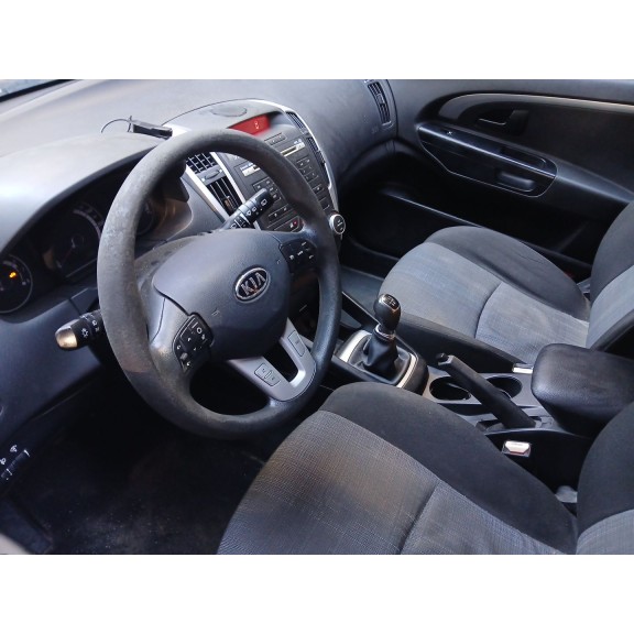 kia cee´d hatchback (ed) del año 2006