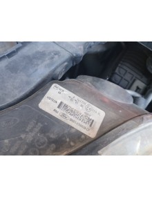 Recambio de faro derecho para ford focus iii sedán 1.6 tdci referencia OEM IAM    2