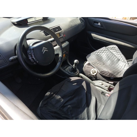 citroën c4 coupé (la_) del año 2010